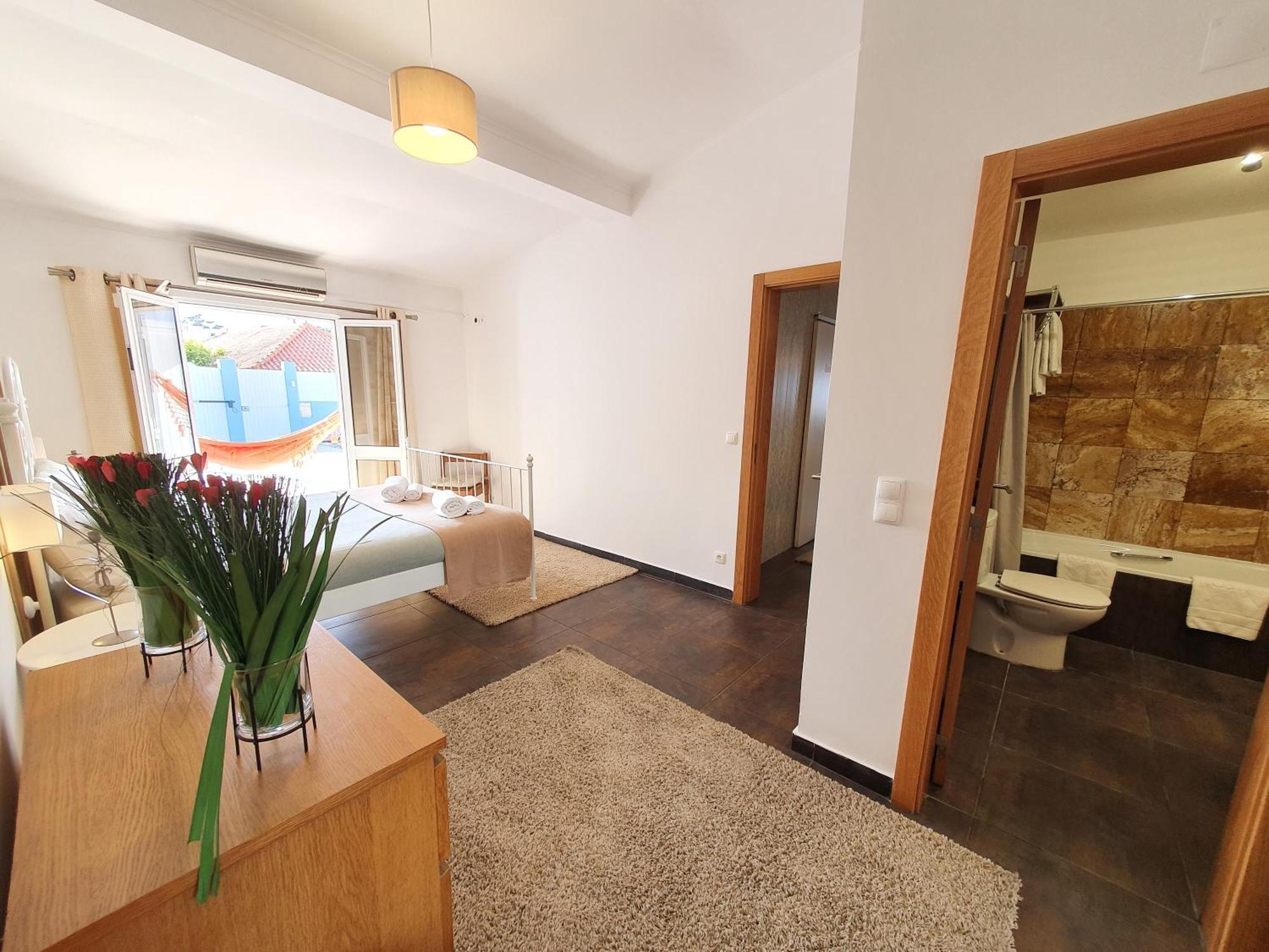 Moradia Familiar Piscina 5Min Praia By Host-Point Charneca  Bagian luar foto