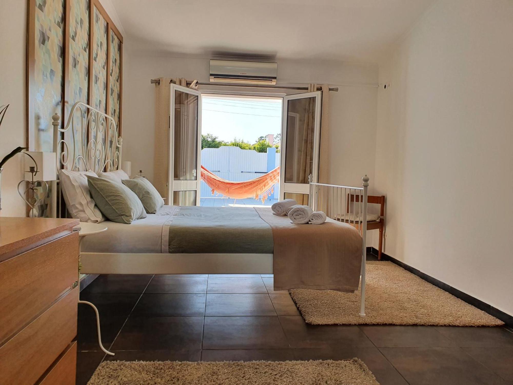 Moradia Familiar Piscina 5Min Praia By Host-Point Charneca  Bagian luar foto